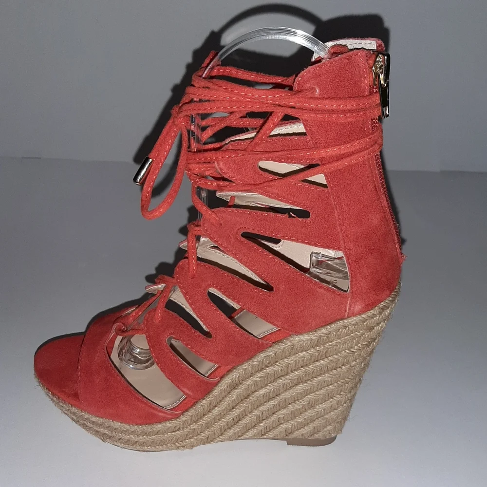 SAKS FIFTH AVENUE Chelsea Suede Lace-up Wedge 5.5